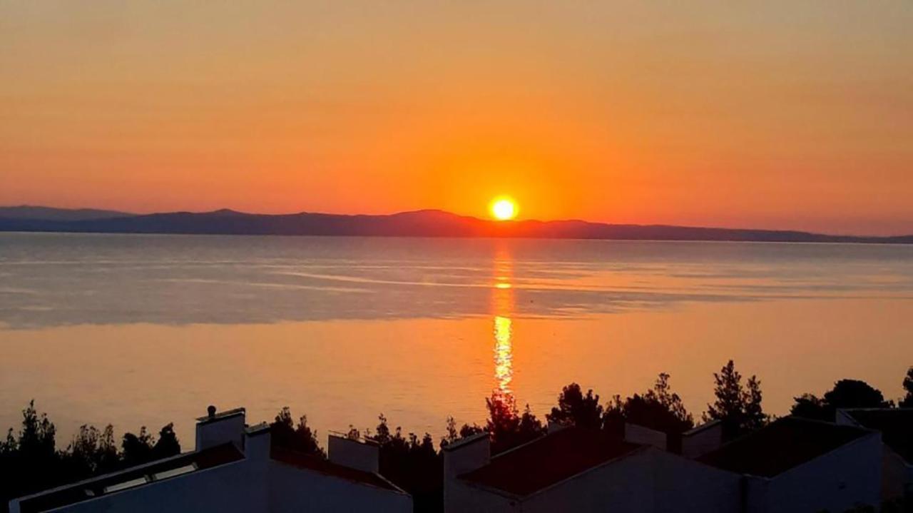 Olia Sea View Shared Pool Villa, Néa Fókaia Eksteriør billede